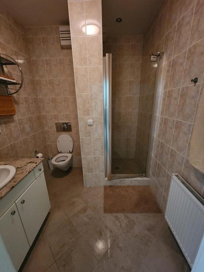 Appartamento Kristoff Plaza Trencianske Teplice Trenčín Esterno foto